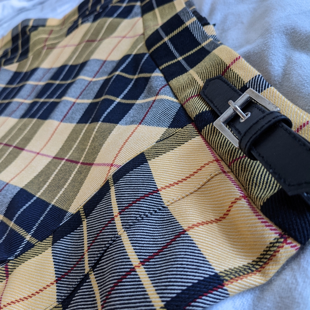 Plaid pleated mini skirt